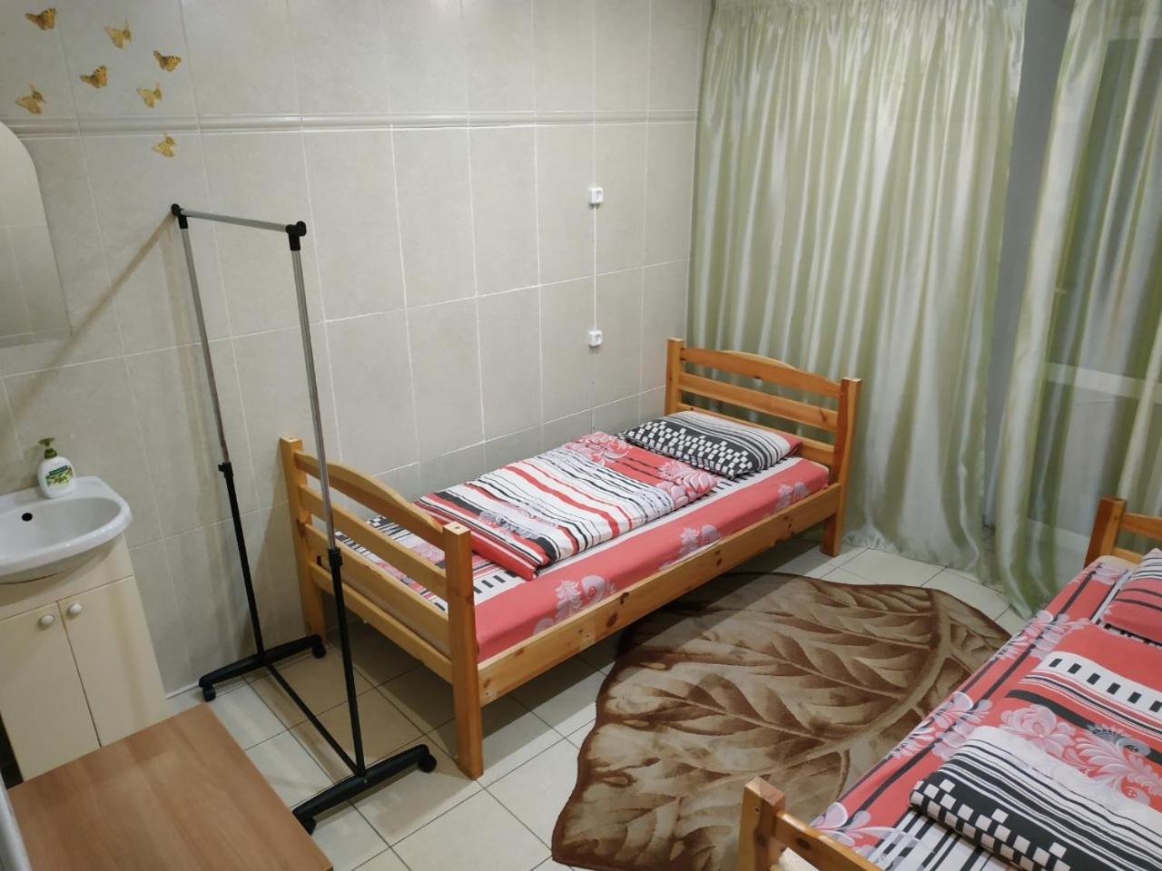 Viva Hostel Minsk Extérieur photo